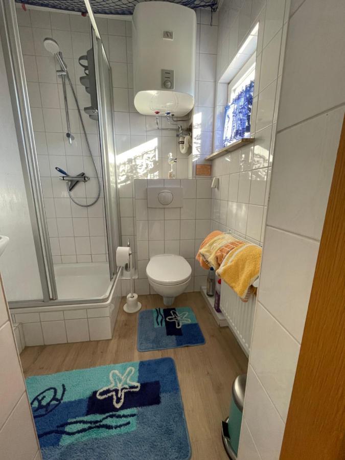 Schoener Ferienbungalow Umgeben Von Natur Und Nicht Weit Zur Ostsee Neubukow Exterior foto